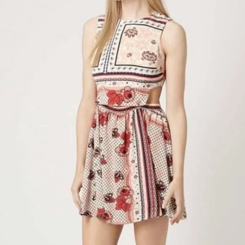 Topshop Pink Scarf Print Cut Out Mini‎ Dress Womens Size 4 Floral Sleeveless